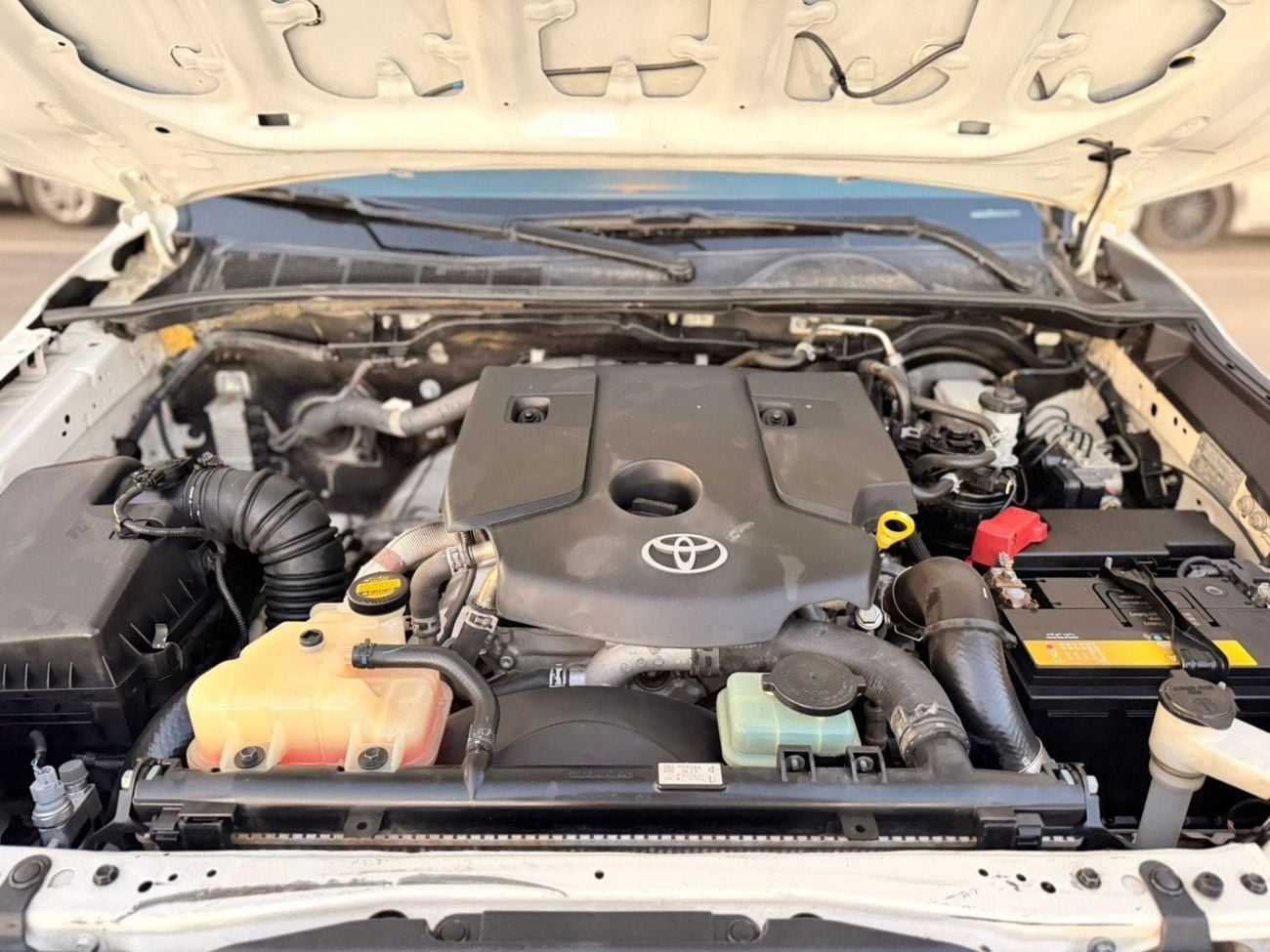 تويوتا هيلوكس S GLX 2.4L AWD A/T