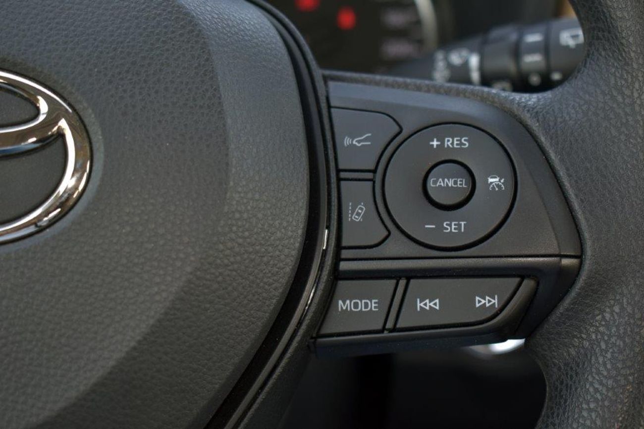 Toyota RAV4 GLE 2.5L Petrol 4WD 5 Seater Automatic