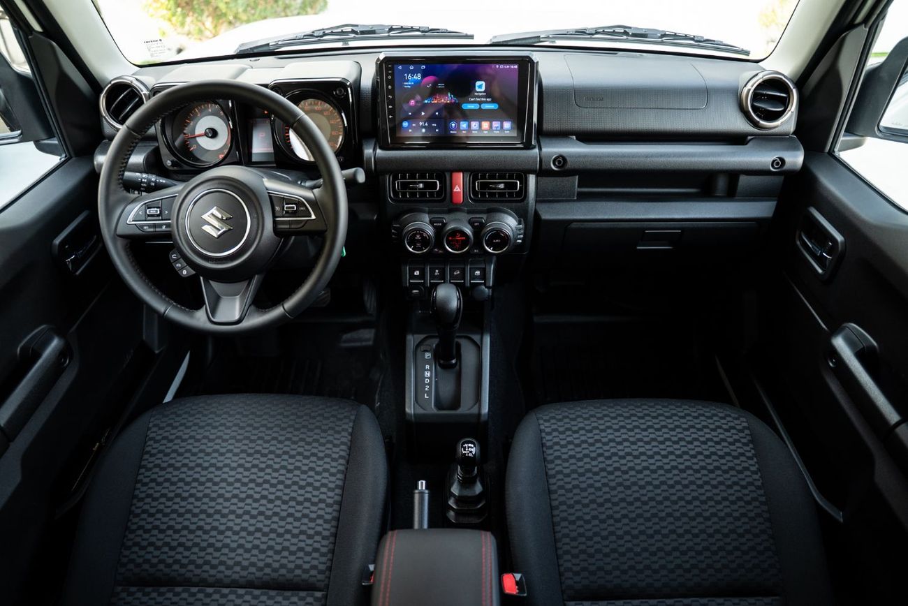 سوزوكي جيمني 1.5L GLX (A/T)