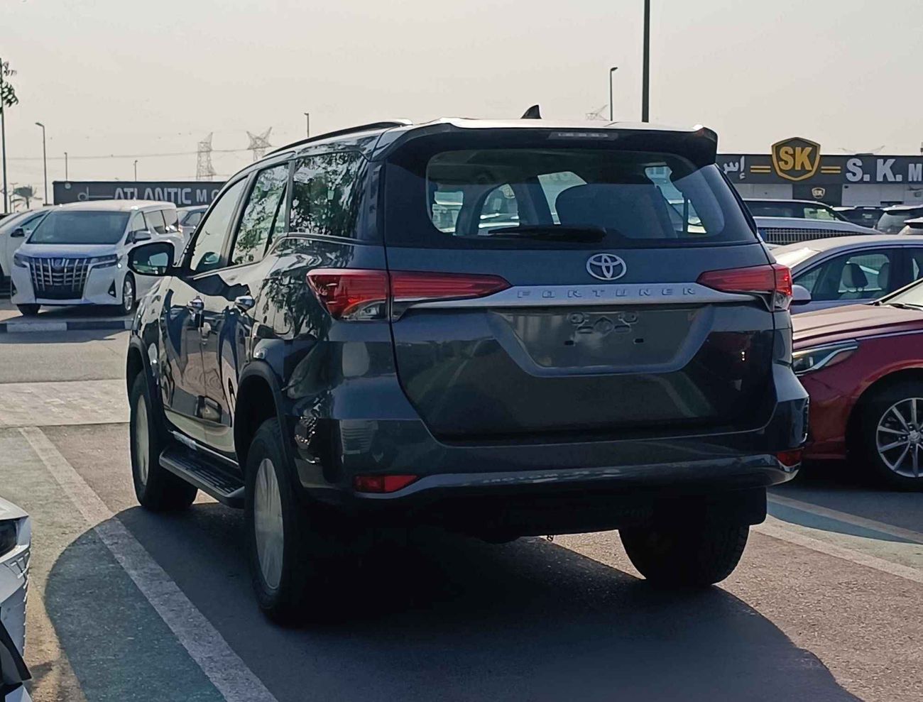 Toyota Fortuner 2.7L V4 PETROL /  DVD+CAMERA / MANUAL A/C / 4WD (CODE # FP27F)