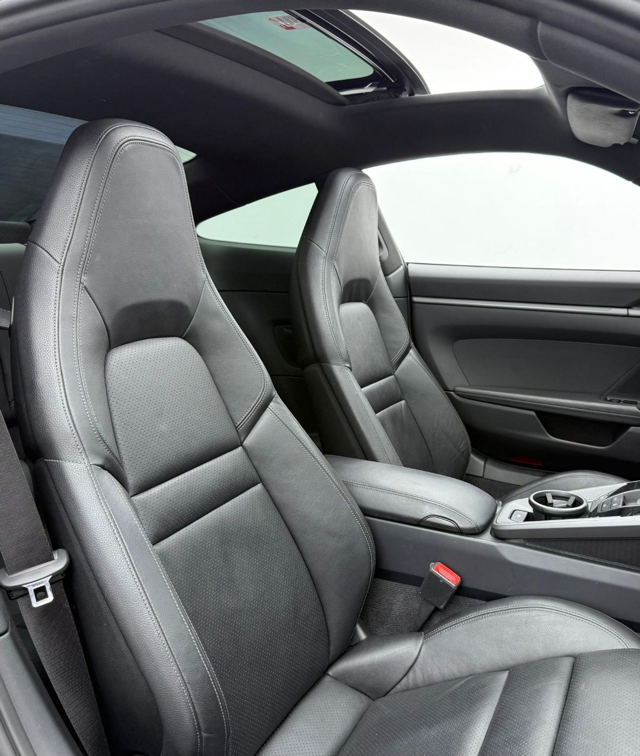 Porsche 911 Carrera S 3.0L (445 HP) Coupe 2020 Porsche 911 Carrera S, 2 years Warranty, Porsche Full Service His