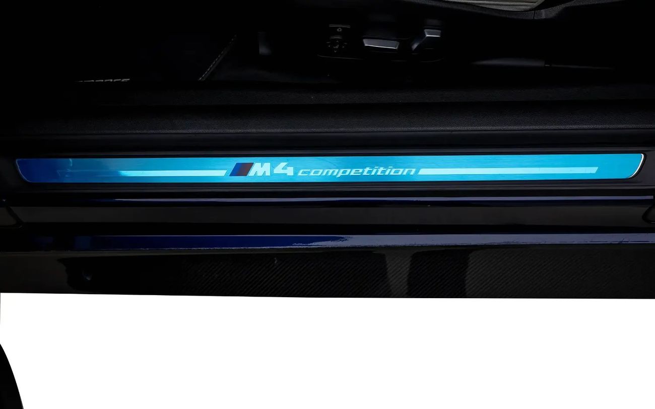 BMW M4 Competition 3.0L Competition - GCC Spec - With Warranty and Service Contract