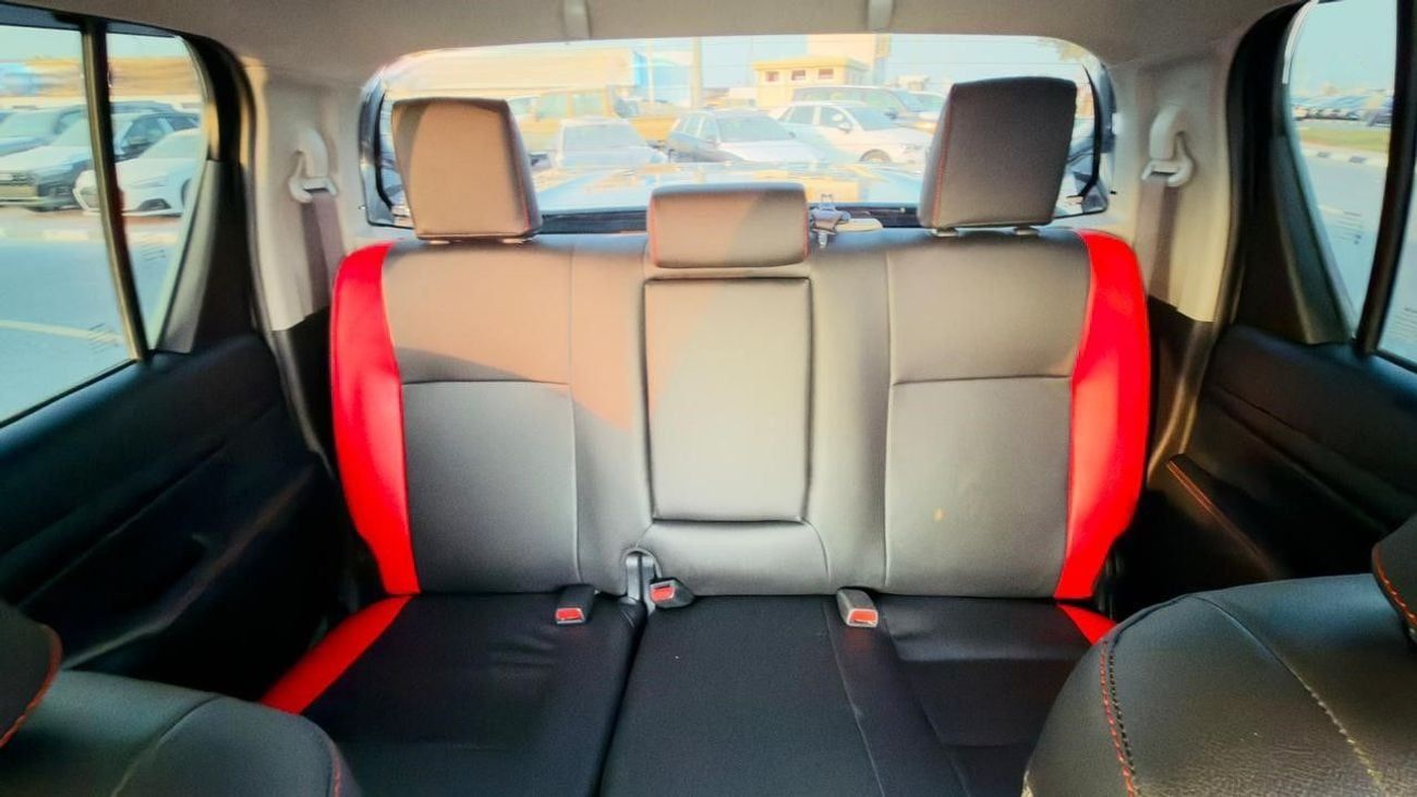 Toyota Hilux 2018 | 2.8L DIESEL | AUTOMATIC TRANSMISSION | RIGHT-HAND-DRIVE | GR BODY KIT INSTALLED | ROOF MOUNTE