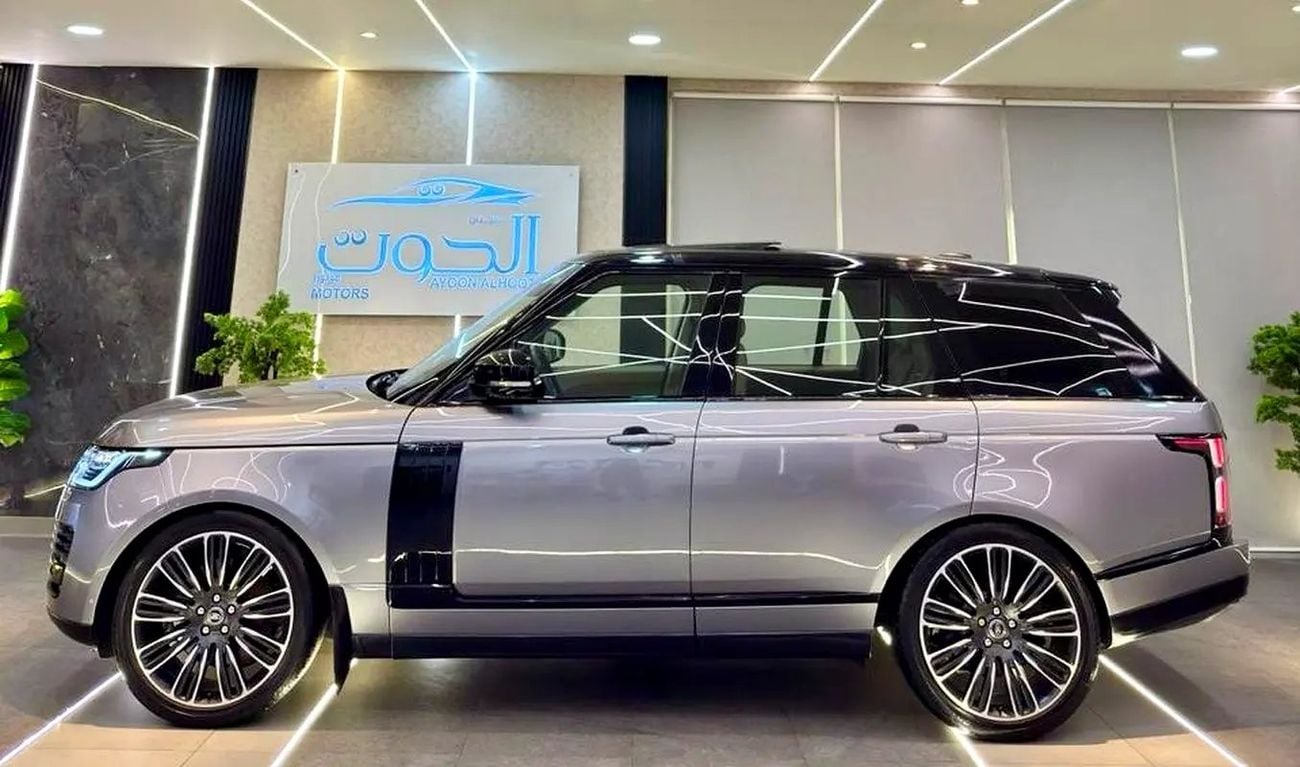 Land Rover Range Rover FACELIFT RR VOGUE || SUPERCHARGED || GCC SPECS || TOP RANGE || PANORAMIC