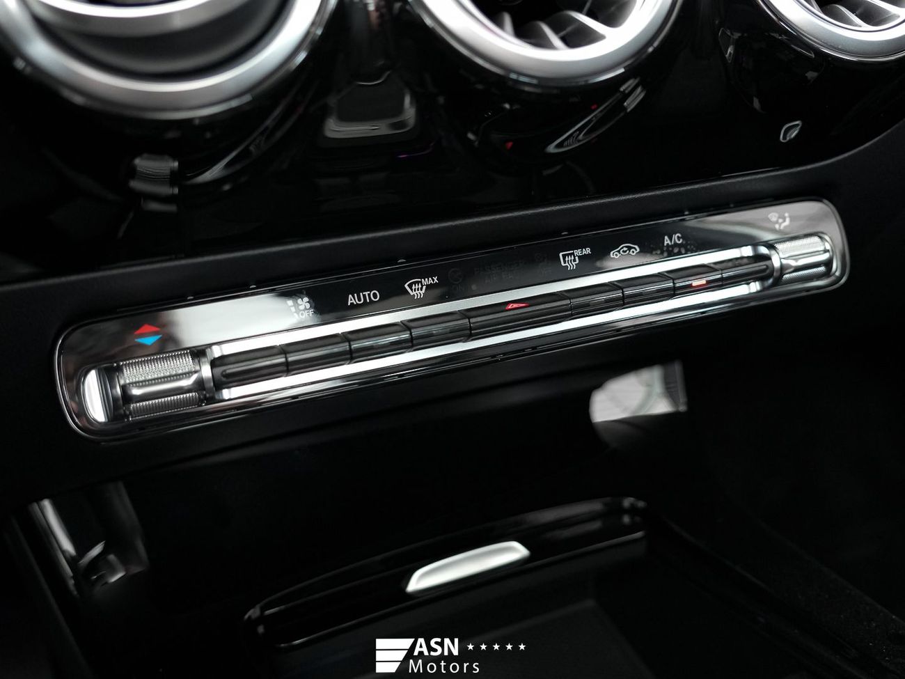 Mercedes-Benz A 200 L 1.3 Turbo 2025 (Export Price)