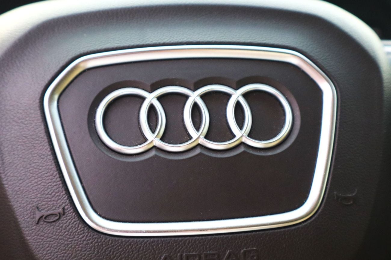 أودي Q7 55 TFSI