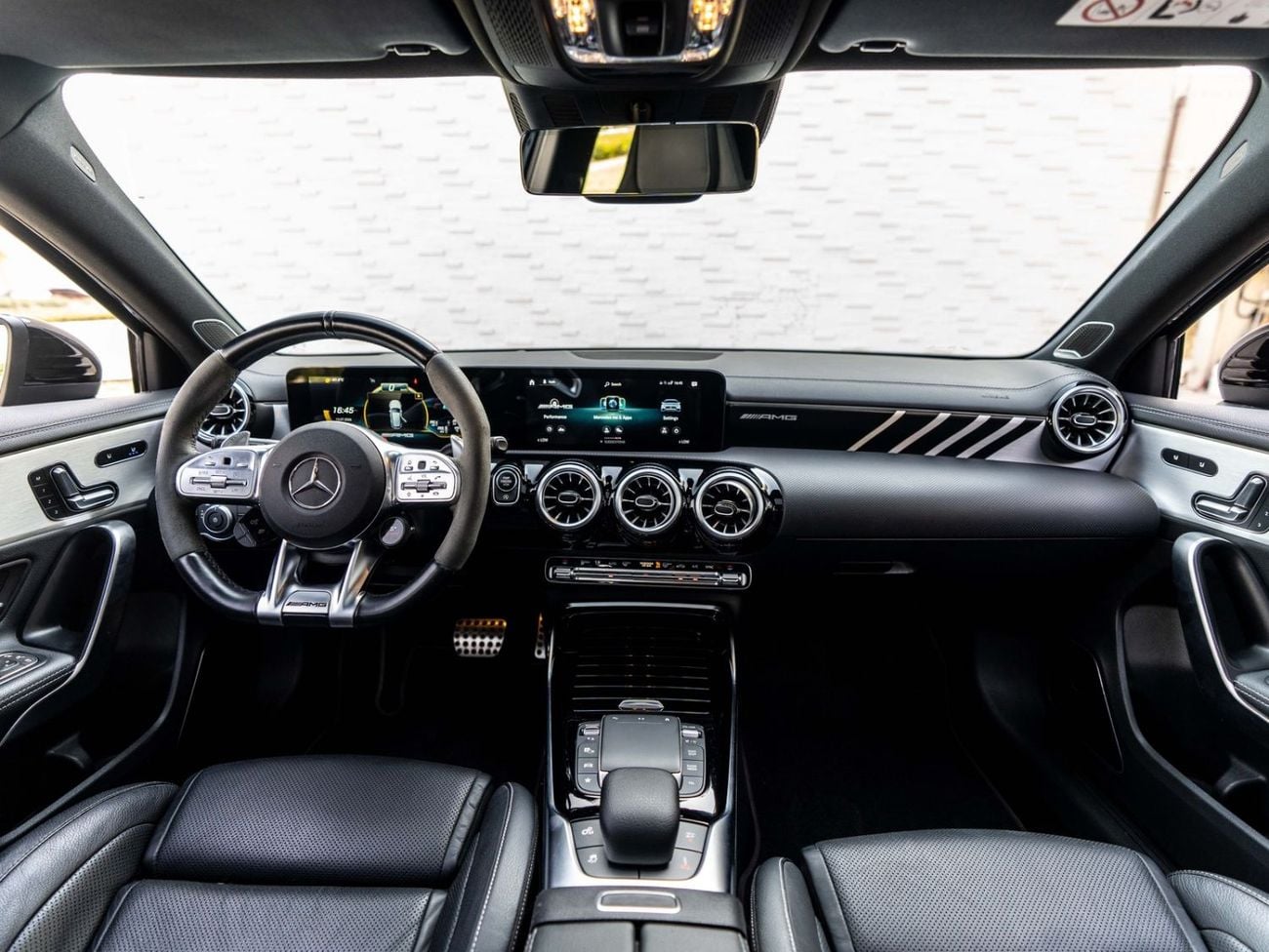 Mercedes Benz A45 AMG- S