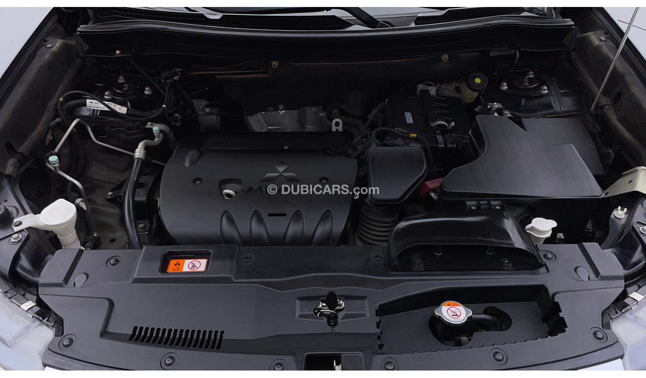 Mitsubishi Outlander GLX LOWLINE 4WD 2.4 | Zero Down Payment | Free Home Test Drive