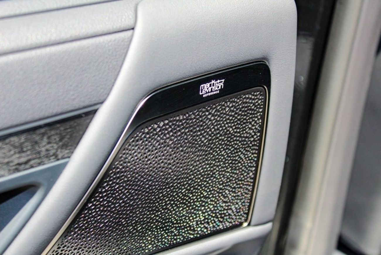 Lexus LX 600 LEXUS LX600 SIGNATURE GCC