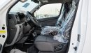 نيسان أورفان NV350 2.5L V4 M/T VAN 15″ wheels - grey interior
