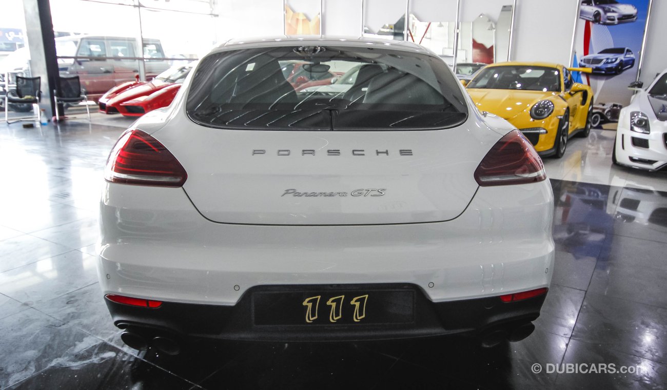 Porsche Panamera GTS