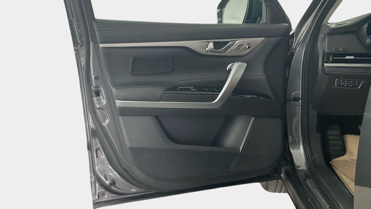 تشنجان CS95 Royal | شامل الضمان | 0 ﺪﻔﻋﺓ ﺃﻮﻟﻯ