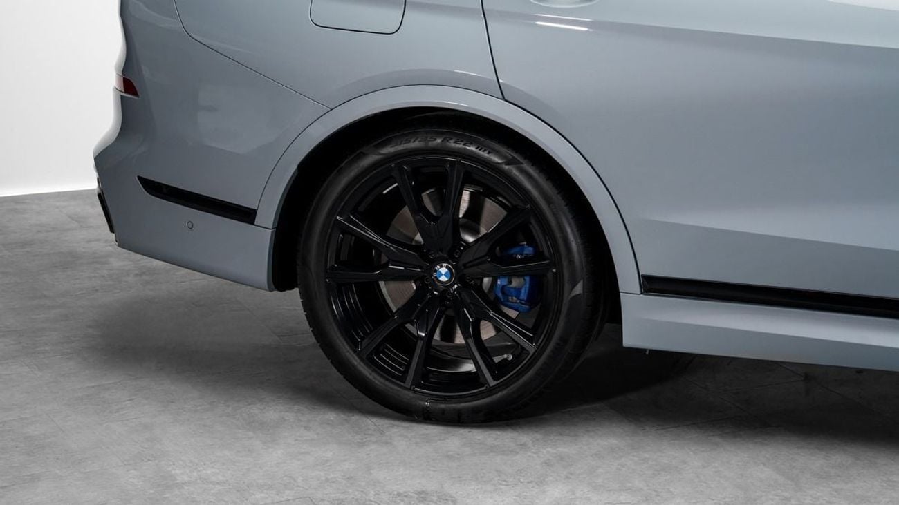 BMW X7 M60i - 2025 - GCC - Under Warranty