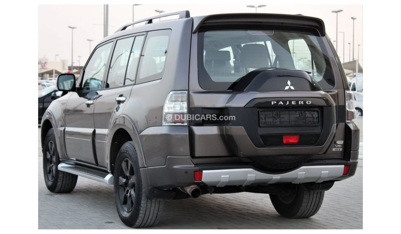 ميتسوبيشي باجيرو ميتسوبيشي باجيرو 2016 خليجي فل أوبشن بحالة ممتازة بدون حوادث نظيفه جدا من الداخل والخارج