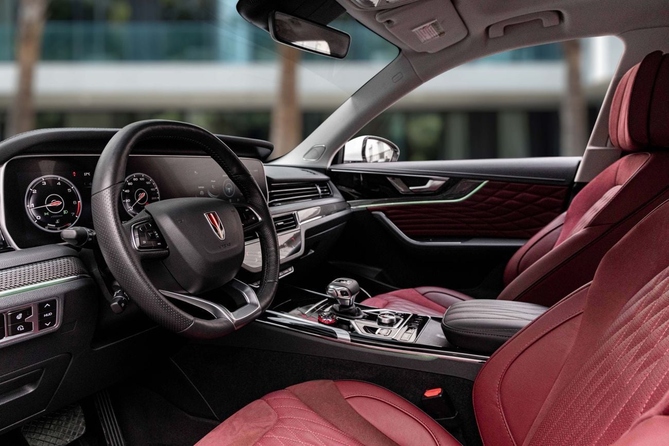 هونغشي HS5 HS5 DELUXE | 1,719 P.M | 0% Downpayment | Hongqi Warranty + Service Contract | DELUXE!