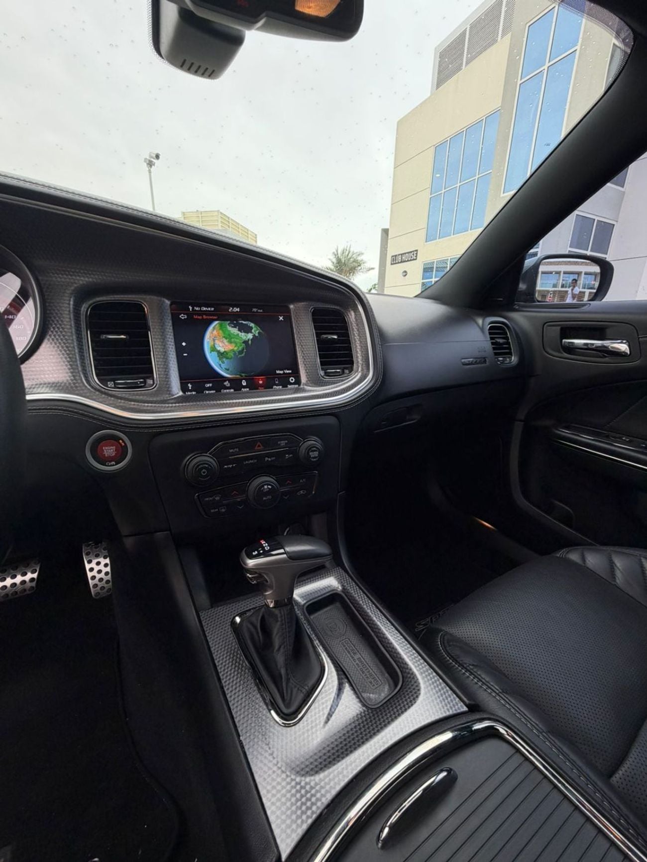 Dodge Charger SRT Hellcat 6.2L (717 HP)