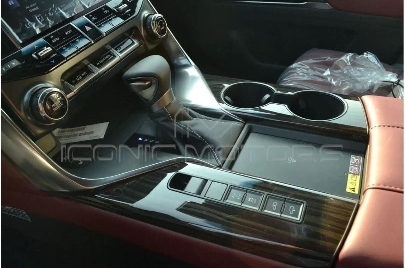 Lexus LX 600 SIGNATURE 3.5L PETROL TWIN TURBO, RADAR, FULL OPTION