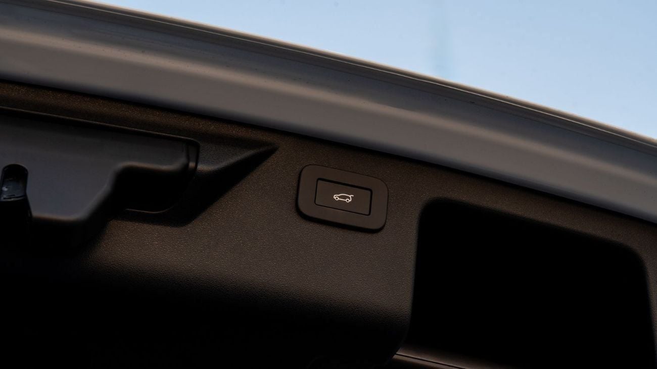 لاند روفر دسكفري سبورت 2025 | RANGE ROVER DISCOVERY SPORT 249PS EXPLORE SPECIAL [ EXPORT ONLY ]