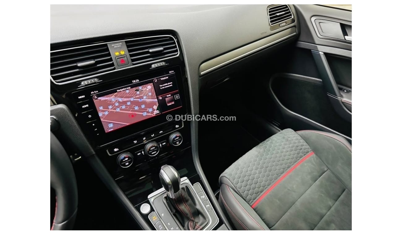 Volkswagen Golf GTI P1 GCC .. Original Paint .. Perfect Condition .. Club .. Panoramic Roof ..