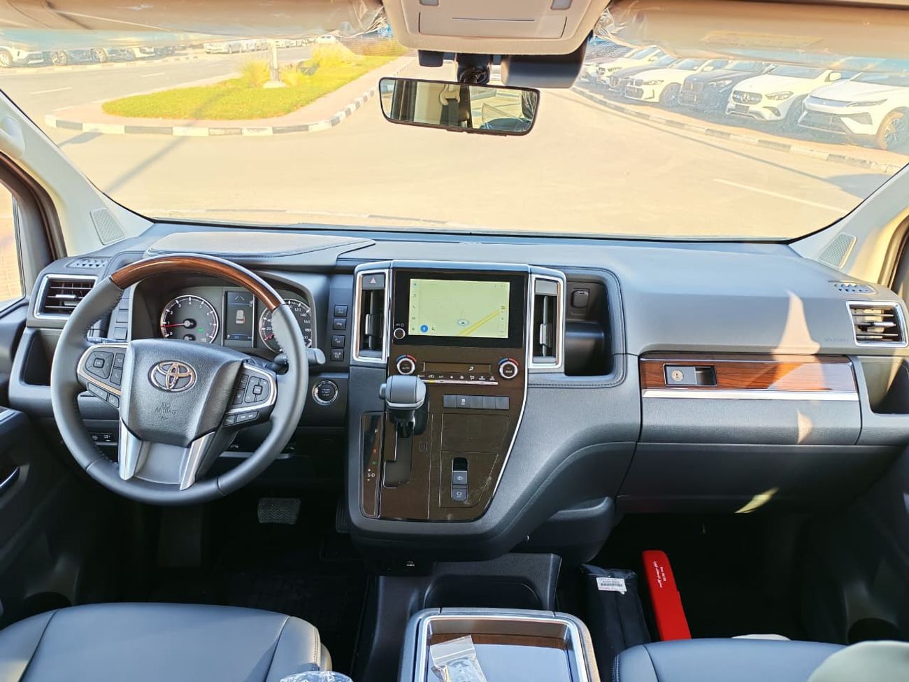 Toyota Granvia 2026 Toyota Granvia Premium (Full-Option with Radar) 6-Seater 3.5L V6 Petrol A/T RWD Export Only