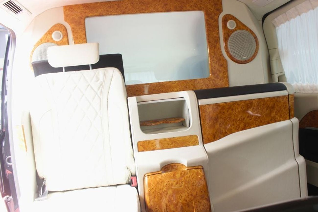 Mercedes-Benz V 250 , 04 Seater VVIP, GCC