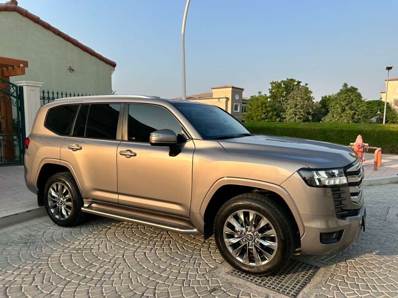 Toyota Land Cruiser GXR