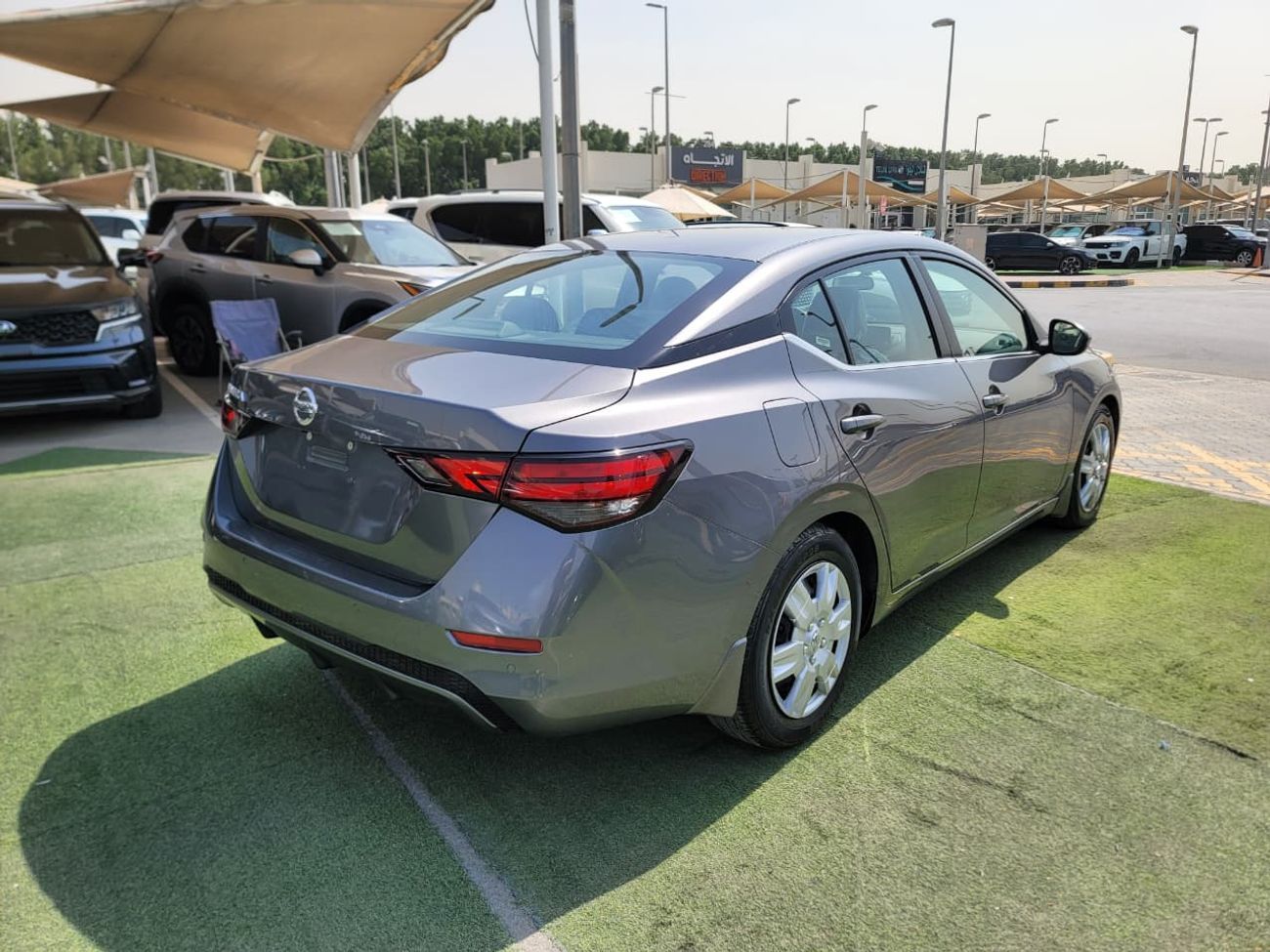 نيسان سنترا SV 1.8L