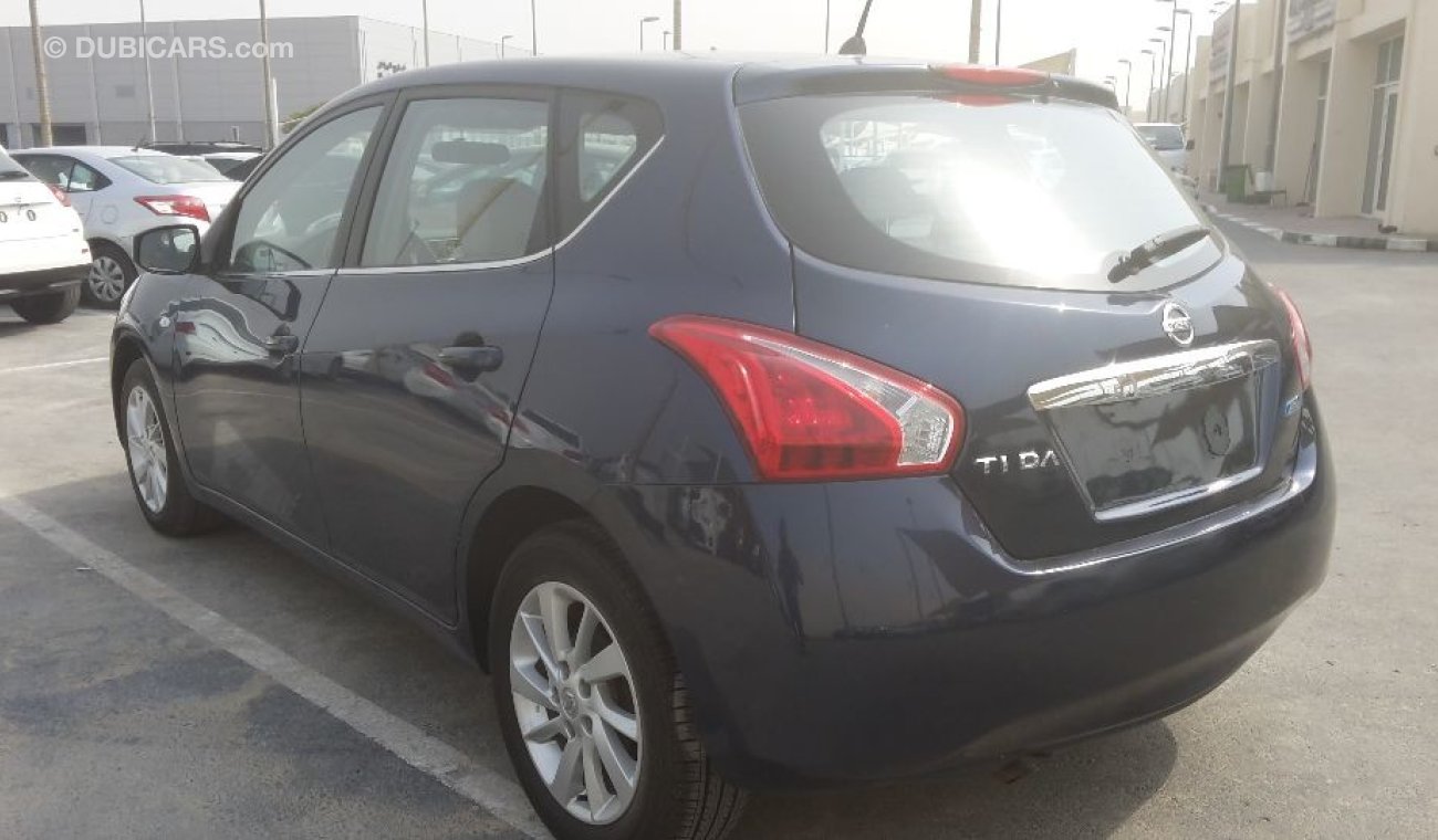 Nissan Tiida