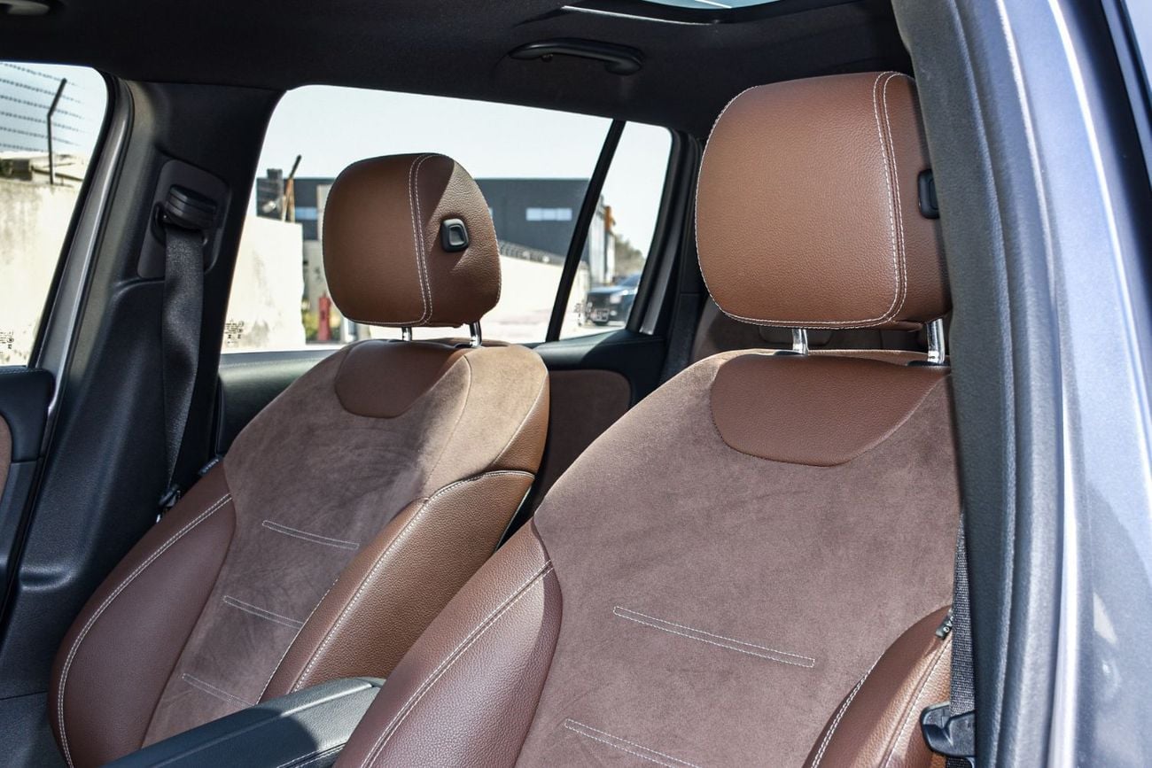 مرسيدس بنز GLB 250 4MATIC