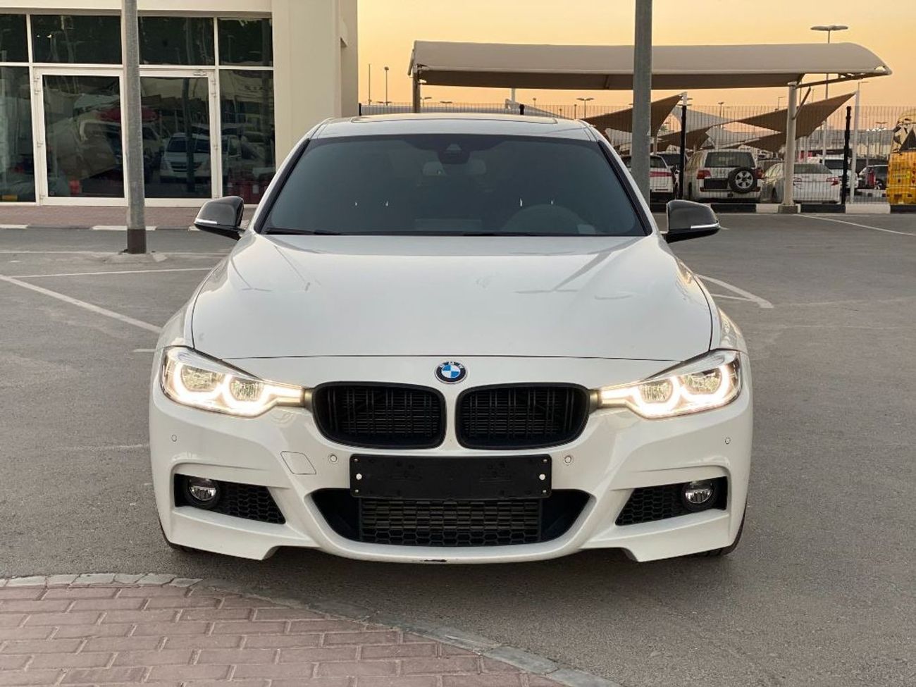 بي أم دبليو 320 BMW 320 i, Moel 2018, Good Condition