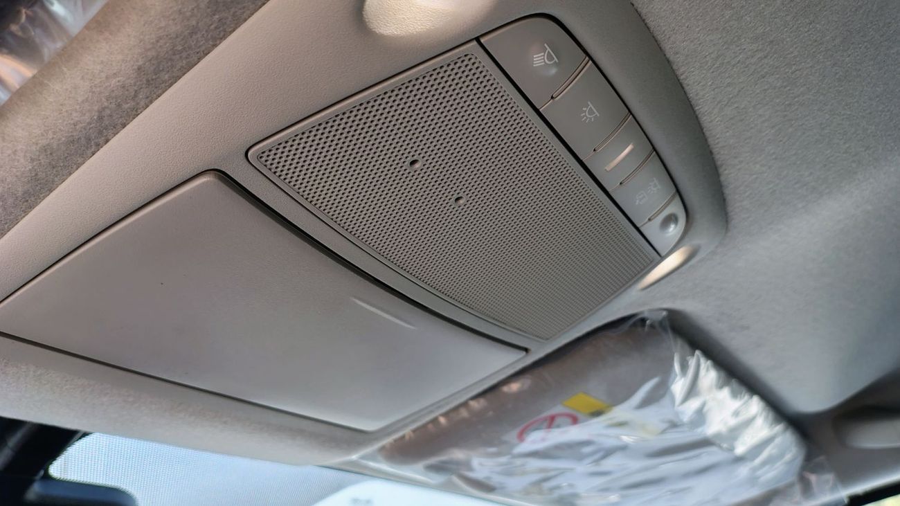 نيسان نافارا Std 2.5L RWD M/T