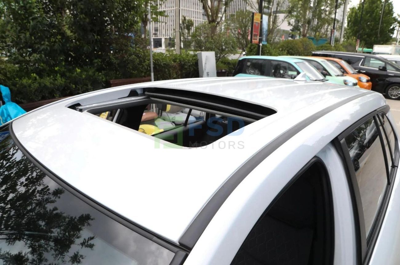 تويوتا كورولا كروس Toyota Corolla Cross 2.0L Hybrid 2WD A/T MY-2025