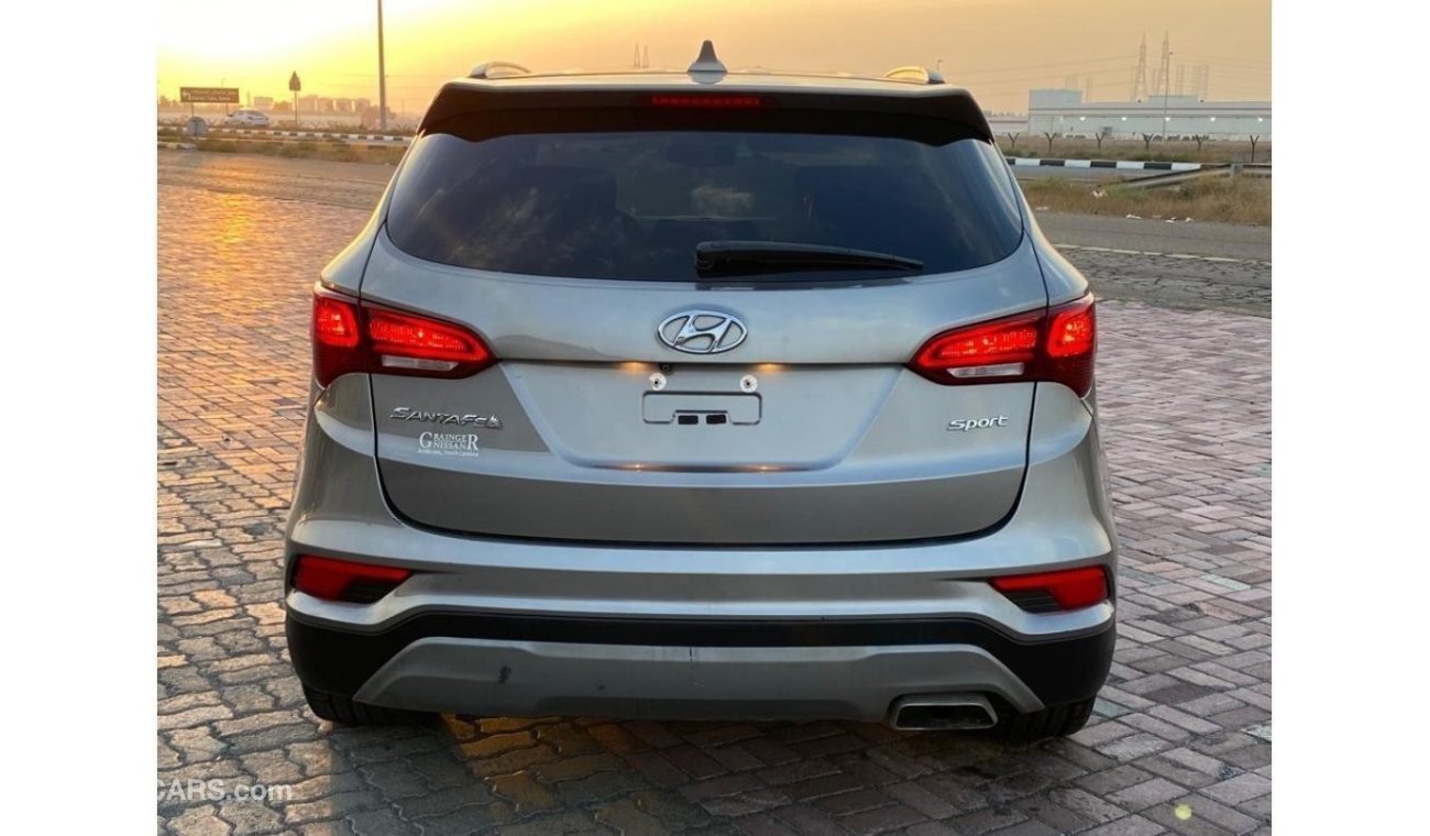 Hyundai Santa Fe GLS Hyundai Santa Fe Sport model 2018 in excellent condition inside and outside and with a warranty