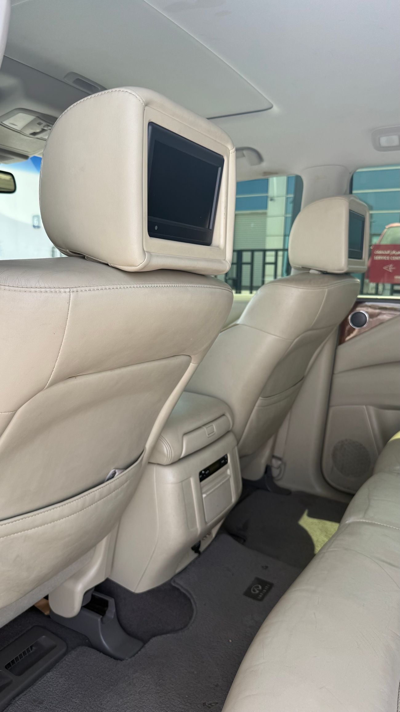 Infiniti QX80