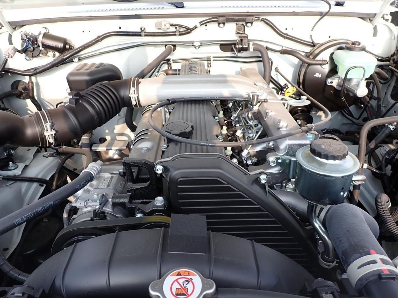 Toyota Land Cruiser Pick Up New Toyota LC 79 SC 4.2L Diesel V6 Model 2025