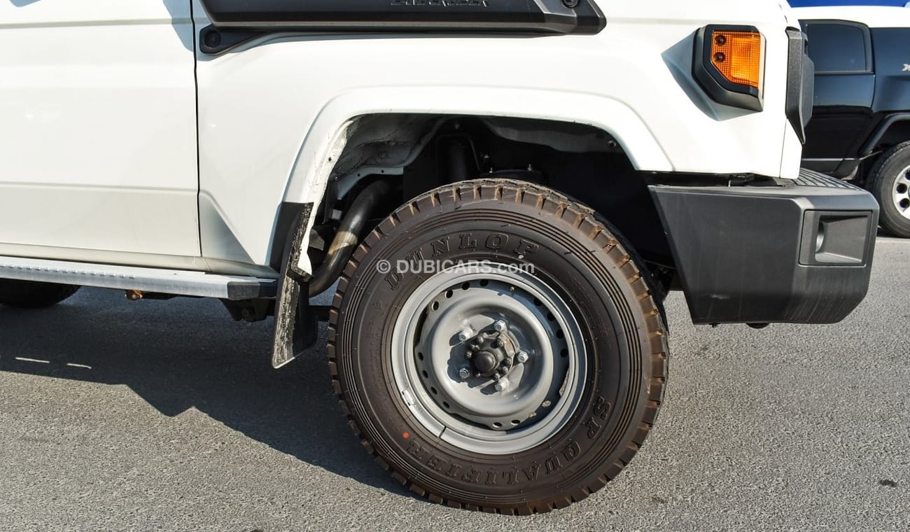 Toyota Land Cruiser 70 LC76 4.2L Diesel V6 MY 2025