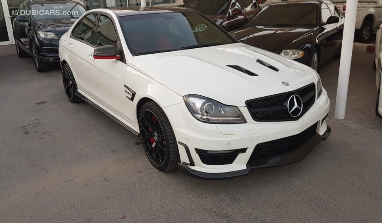 Mercedes-Benz C 63 AMG with super full service full option GCC car prefect condition no need any main