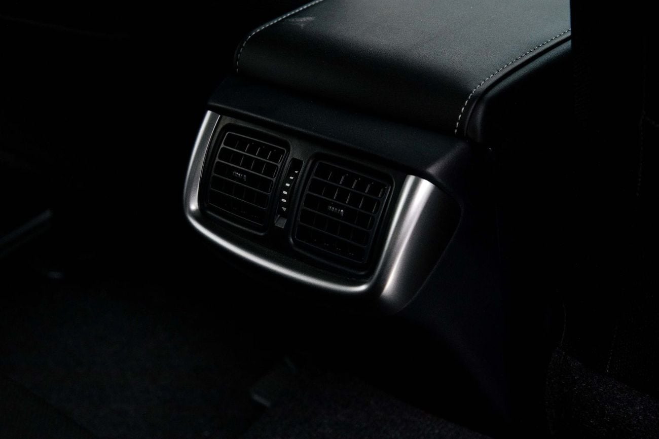 Toyota Hilux 4X2 2.7L - Attitude Black Inside Black | Export Only