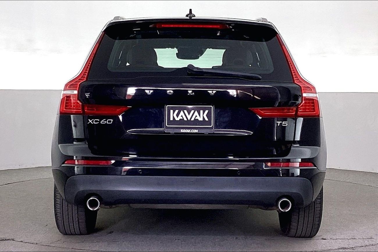 فولفو XC 60 T5 Momentum | National Day Celebration | شامل الضمان | 0 ﺪﻔﻋﺓ ﺃﻮﻟﻯ