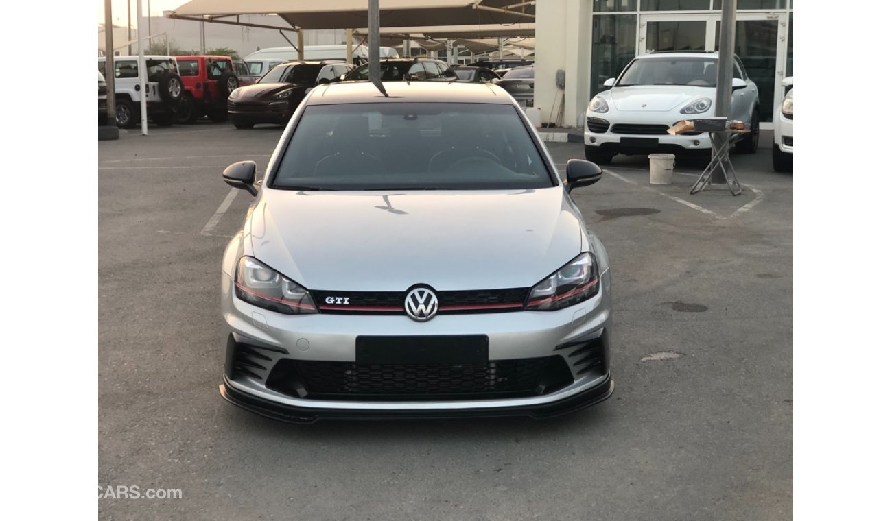 Volkswagen Golf GTI  CLUB SPORT MODEL 2016 GCC car prefect condition full option