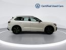 Volkswagen Touareg Touareg R-Line + (Ref#00130) - 42,100 AED SAVINGS from New Car