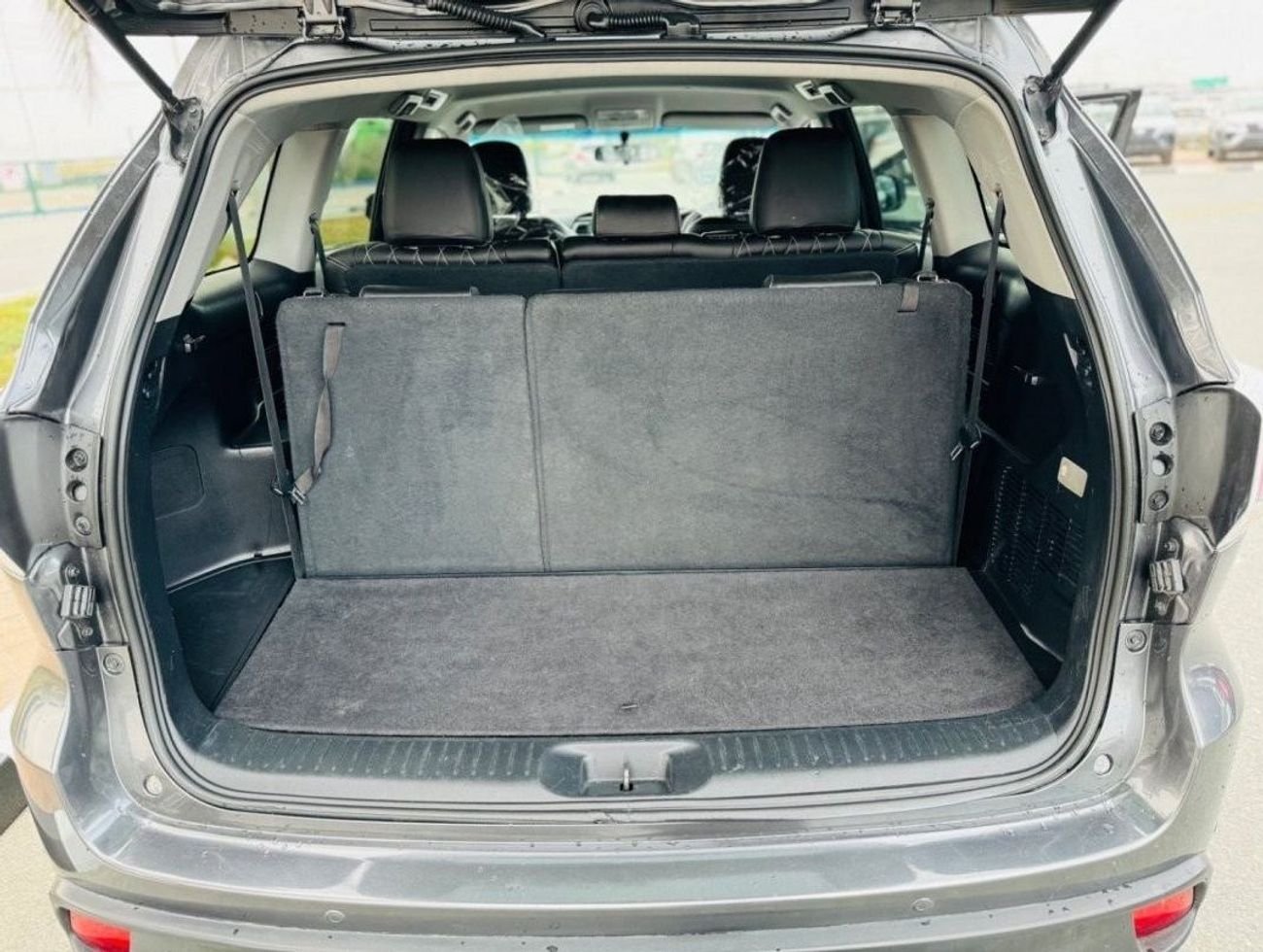 تويوتا كلوجير Toyota Kluger RHD