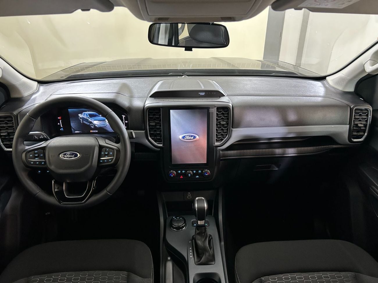 فورد رانجر XLT RDD3424 /AL TAYER MOTORS/AL QOUZ SHOWROOM