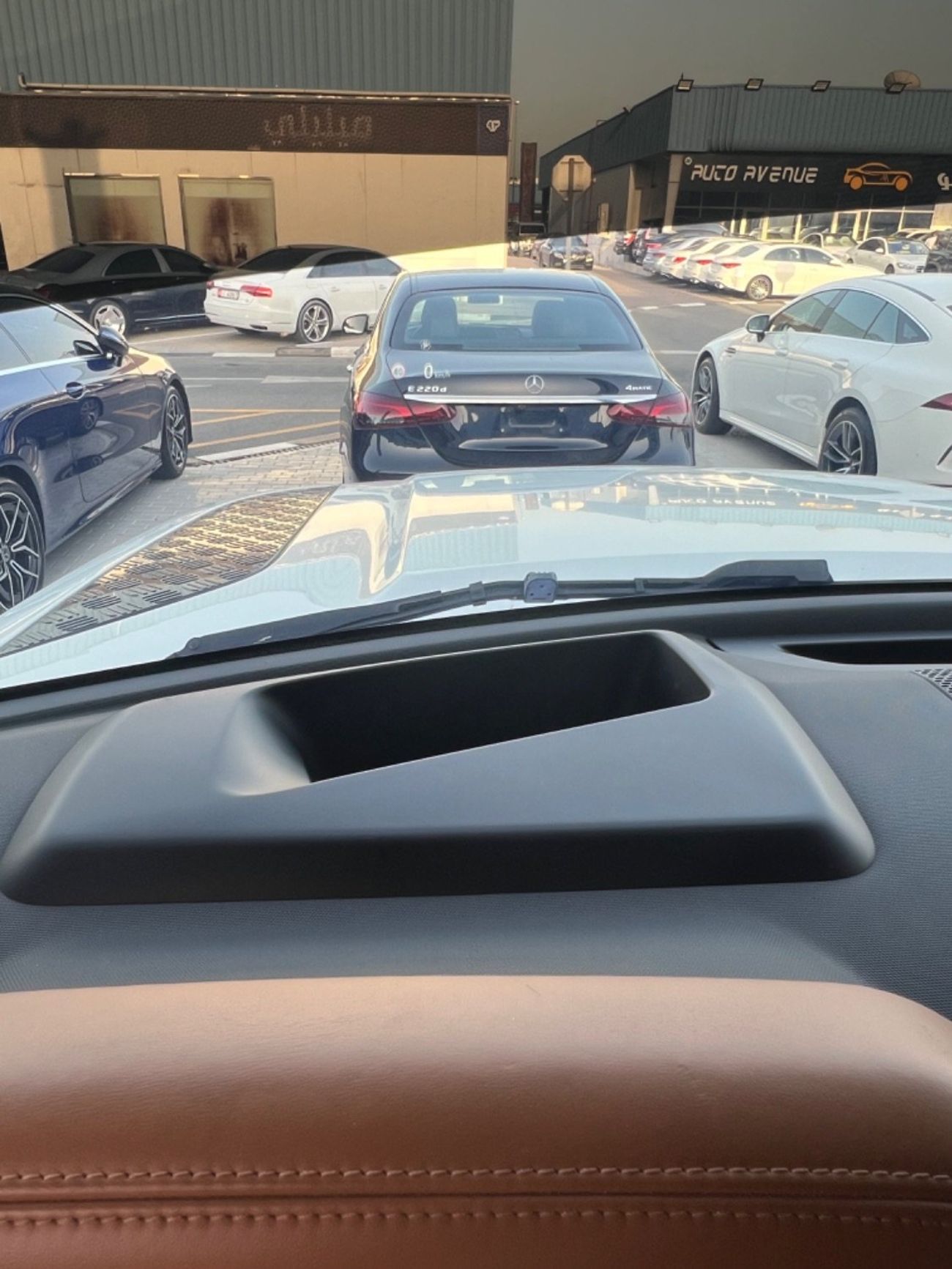 لاند روفر ديفندر P400 110 X 3.0L (5 Seater)