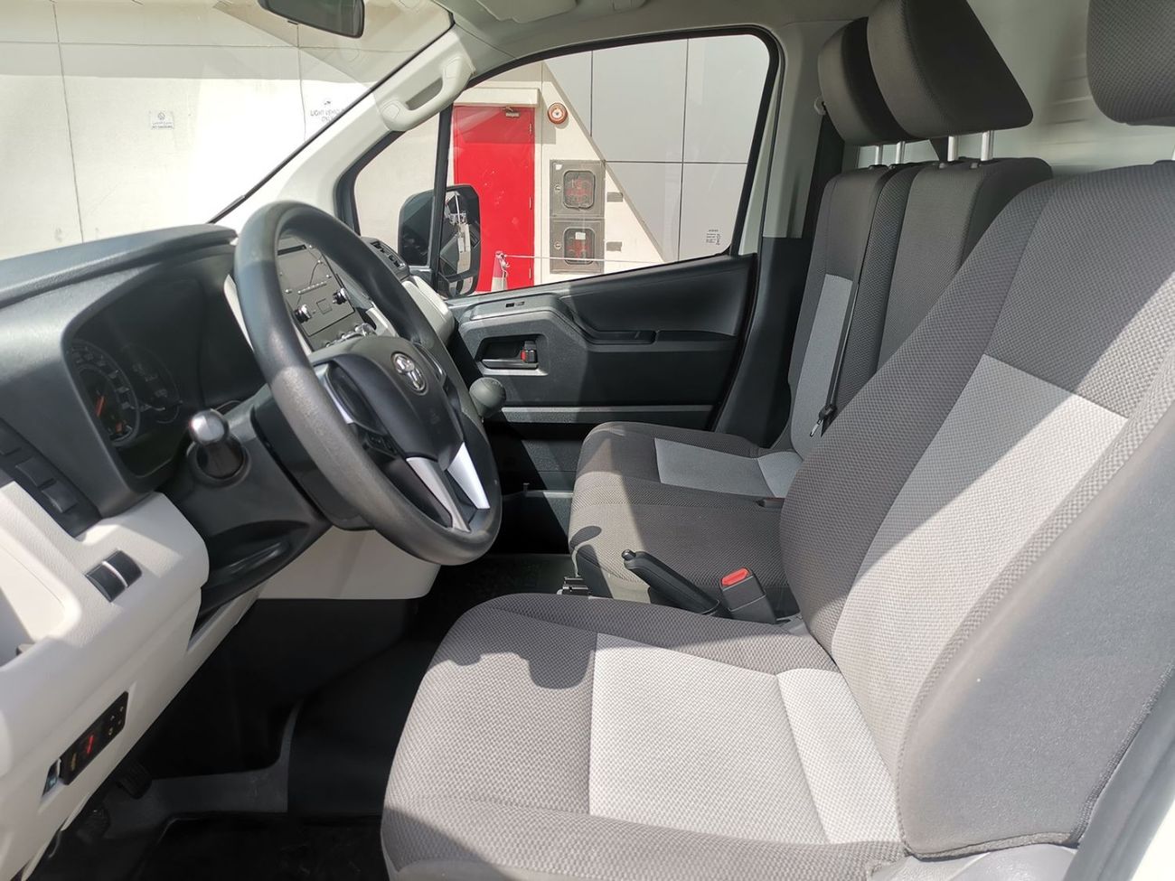 Toyota Hiace GLS - High Roof