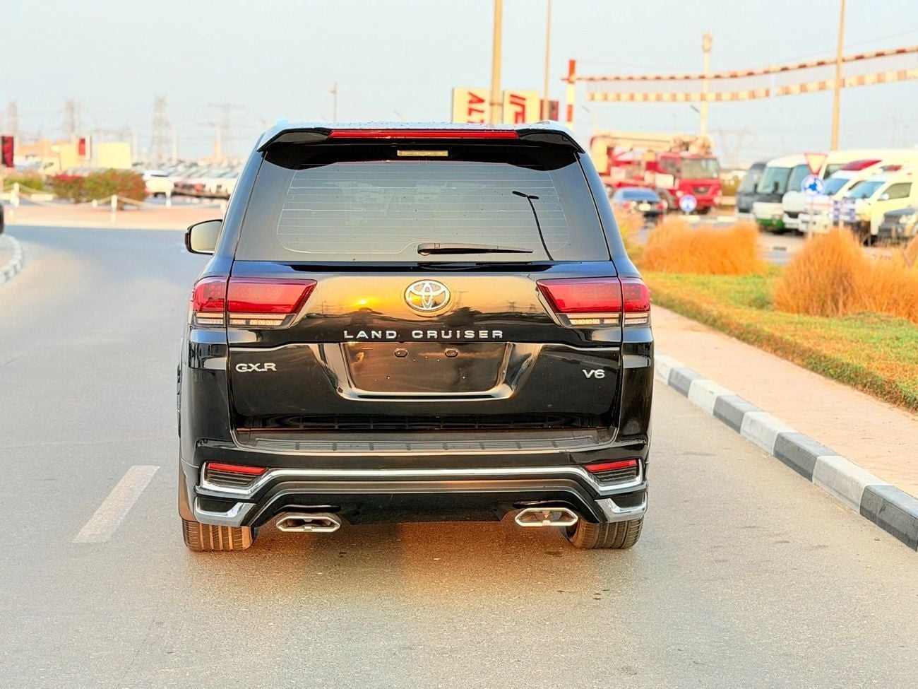 Toyota Land Cruiser Toyota landcuriser GXR V6 Years 2020 upgrade inside and outside 2025 full option 4.0 L petrol