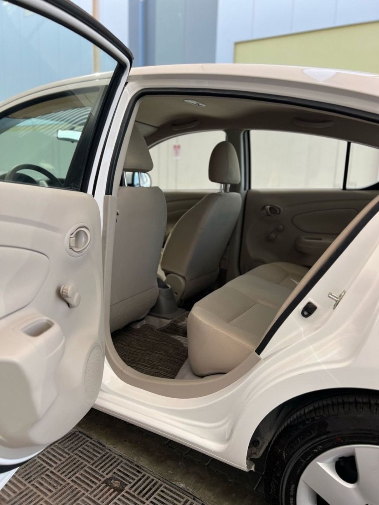 Nissan Sunny SL 1.6L