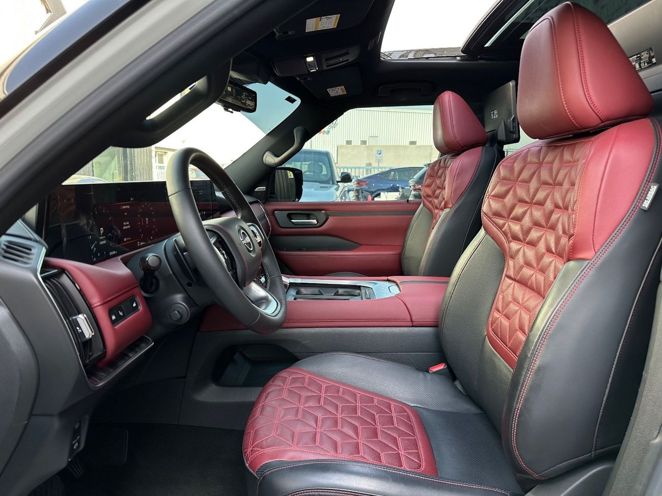 Nissan Patrol LE Platinum City 3.5L NISSAN PATROL PLATINUM LE V6T | 2025 | GCC | UNDER WARRANTY | LIKE NEW .