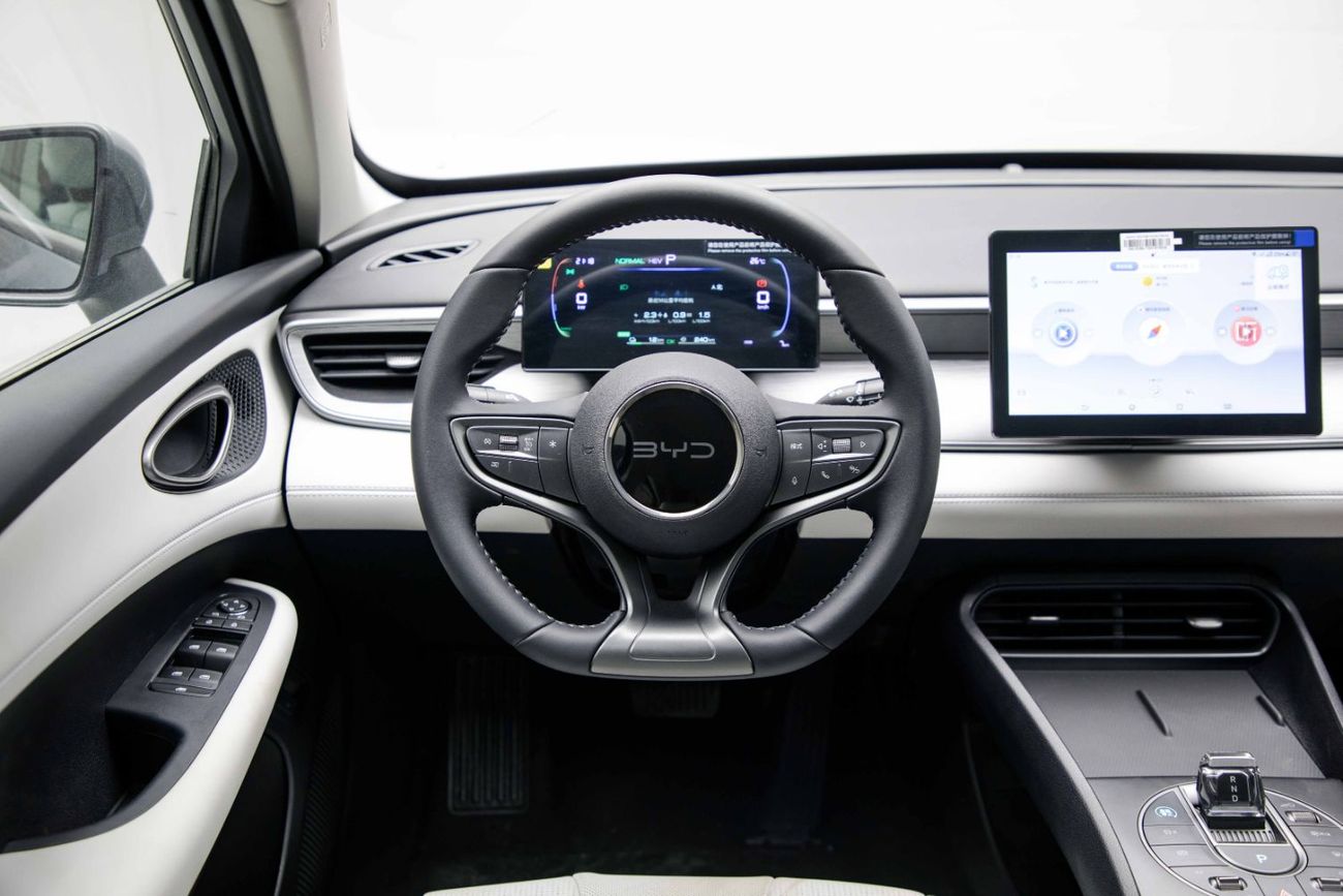 بي واي دي سيل 05 DM-i ID Luxury 1.5L - Grey Inside Grey | Export Only