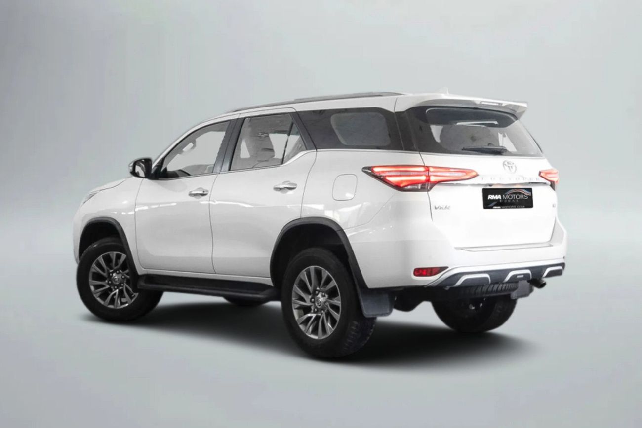 تويوتا فورتونر VXR 4.0L (278 HP)